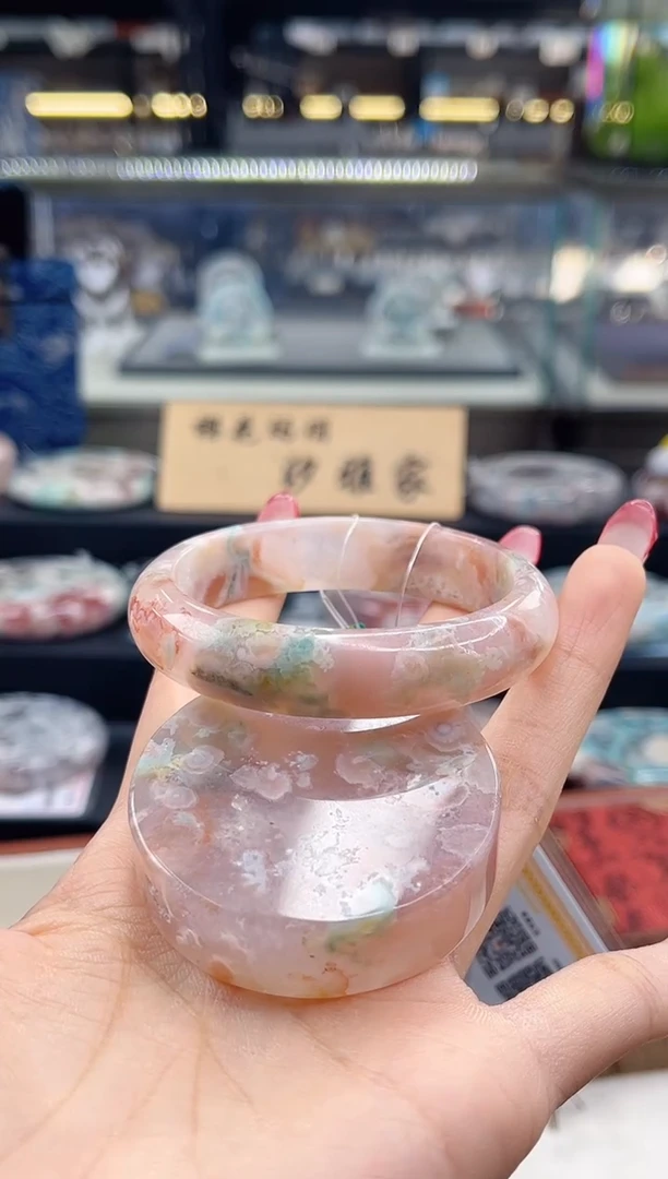 未镶嵌手镯石英质玉53--54圈口 （赠品镯心）