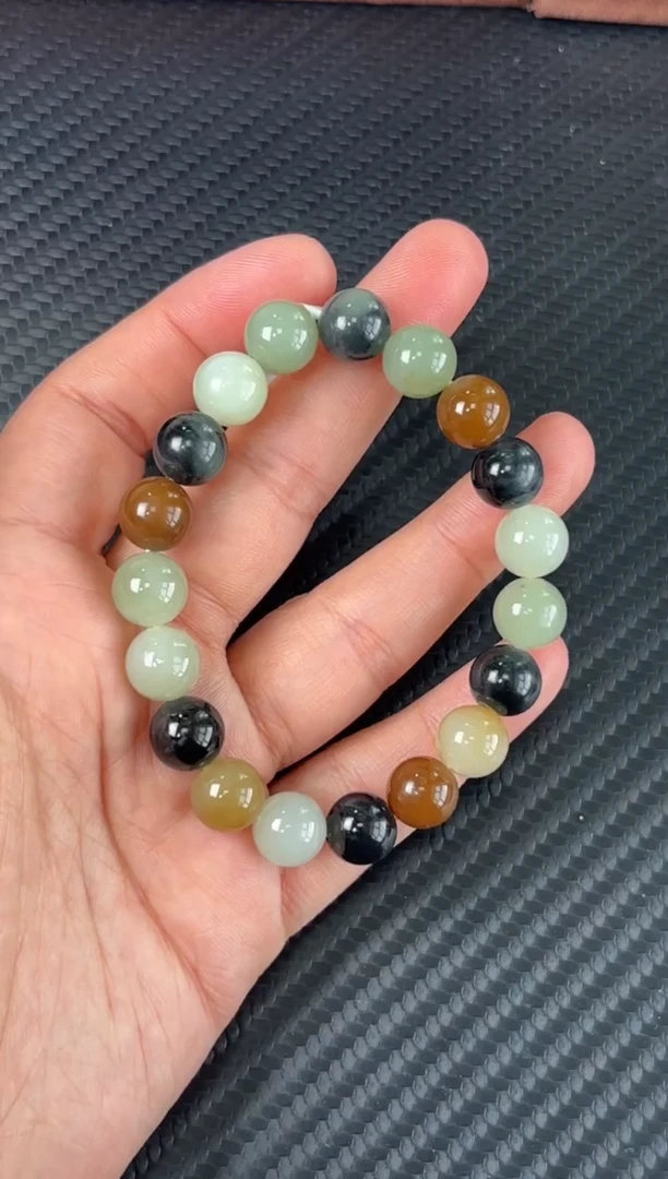 未镶嵌手串和田玉若羌微色差卡10pQ