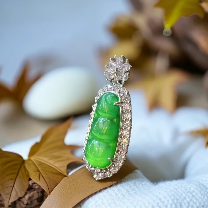 【SG】翡翠气质连中三元豆子吊坠 赠链