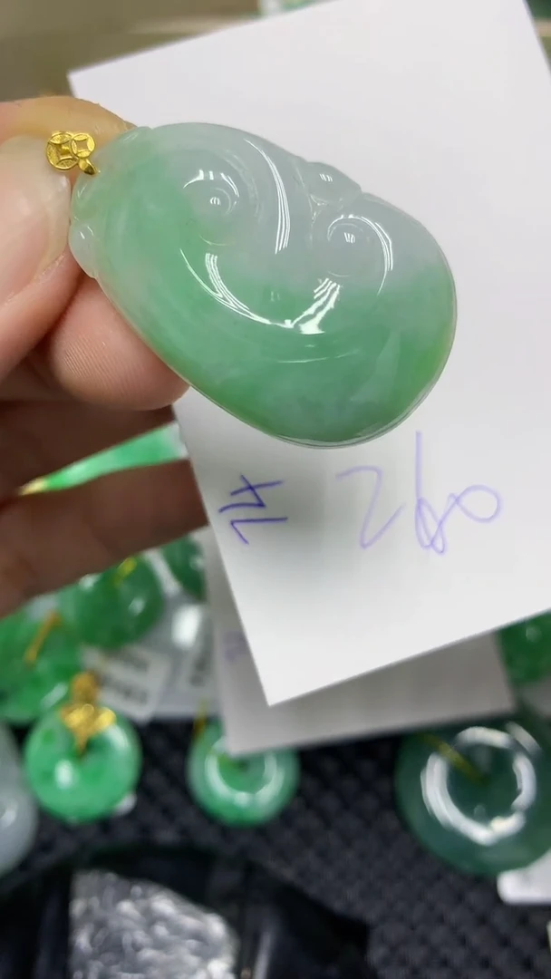 颈饰18K金镶嵌翡翠翡翠1111111