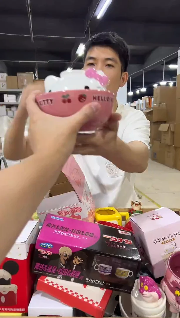 瓷片B款原盒kt猫带盖泡面碗