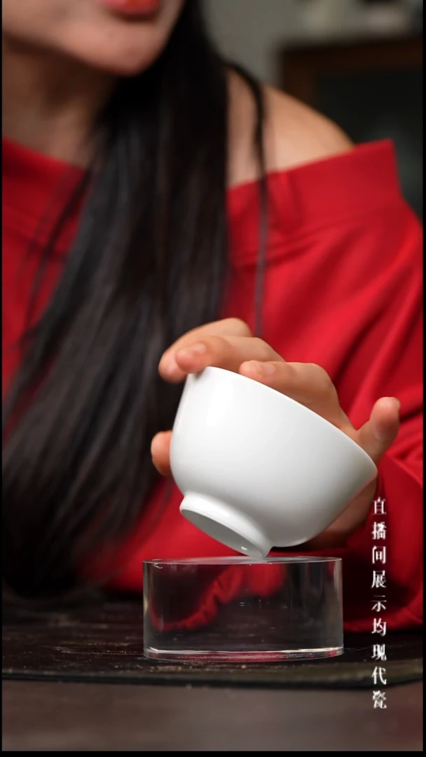 景德镇高白泥撇口杯