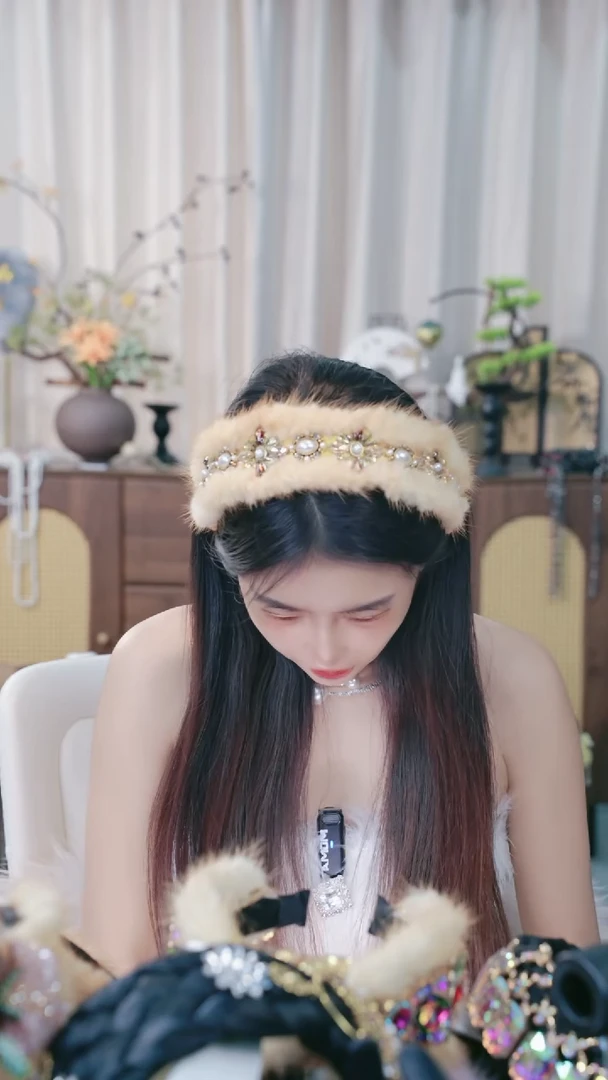 合金布艺简约毛毛款