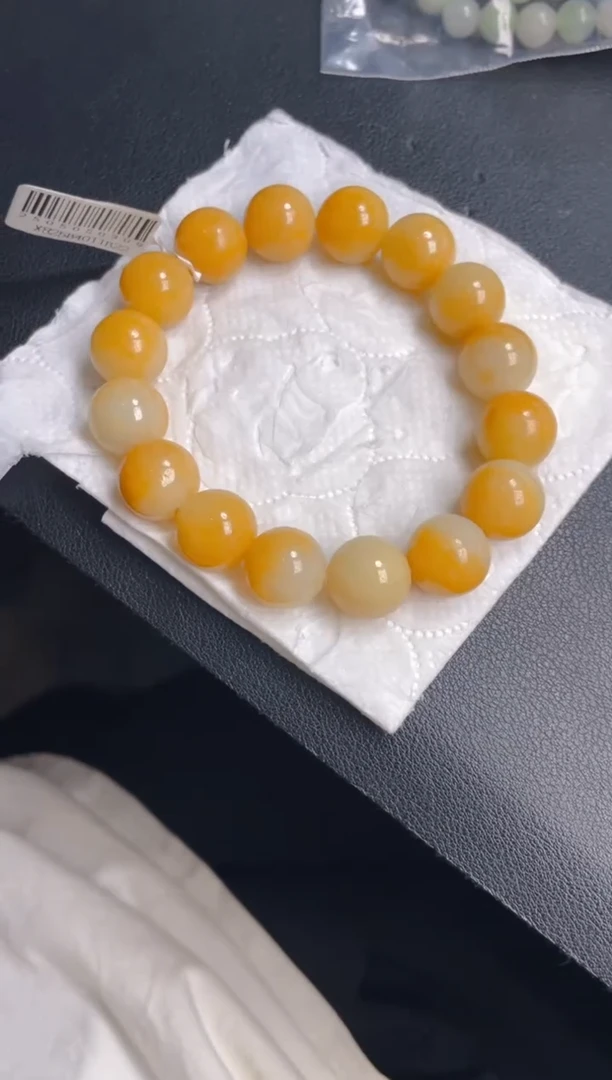 定制翡翠未镶嵌珠串