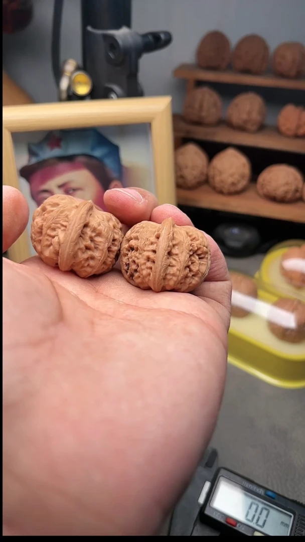 吊坠文玩核桃山地平谷元宝36