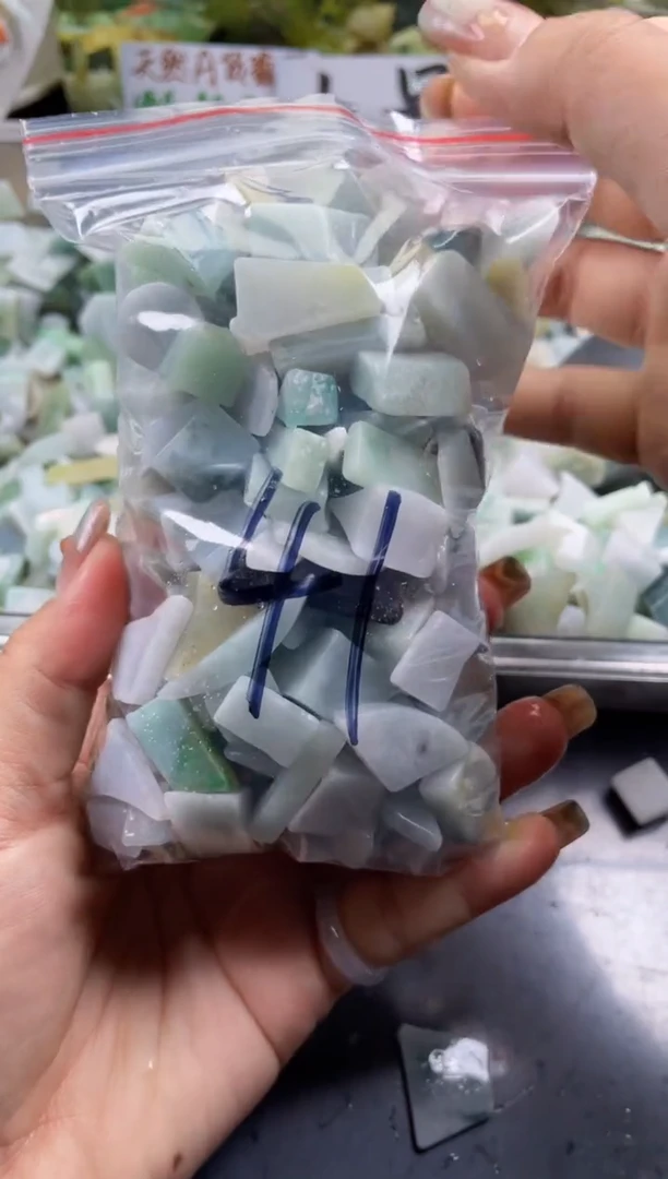 配石翡翠天然翡翠小号500克41