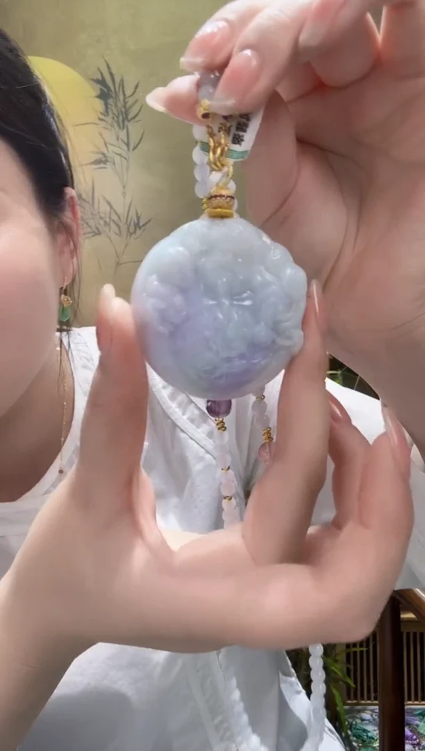 翡翠未镶嵌颈饰吊坠