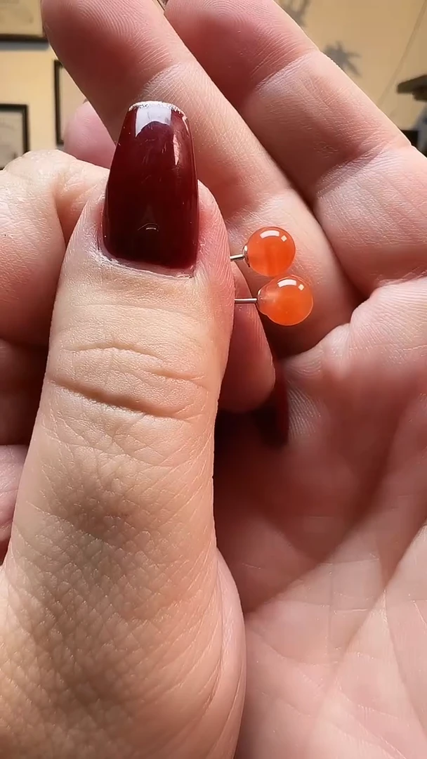 南红玛瑙银S925镶嵌耳饰6mm圆珠耳钉