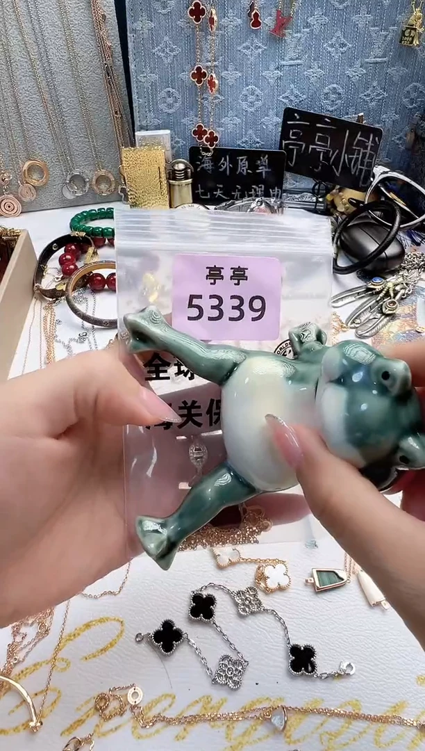 瓷片代* 福䘵甄选阁小丹店