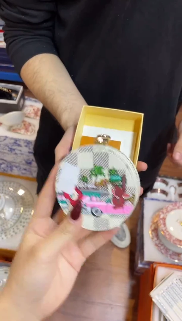 杯鸿辉家品牌瓷器，京东包邮！