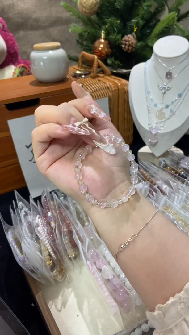 水晶手串未镶嵌孤品捡漏均匀瑕疵介意勿拍