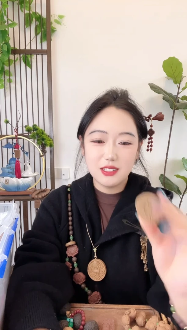 泥塑碧云散八卦莲花