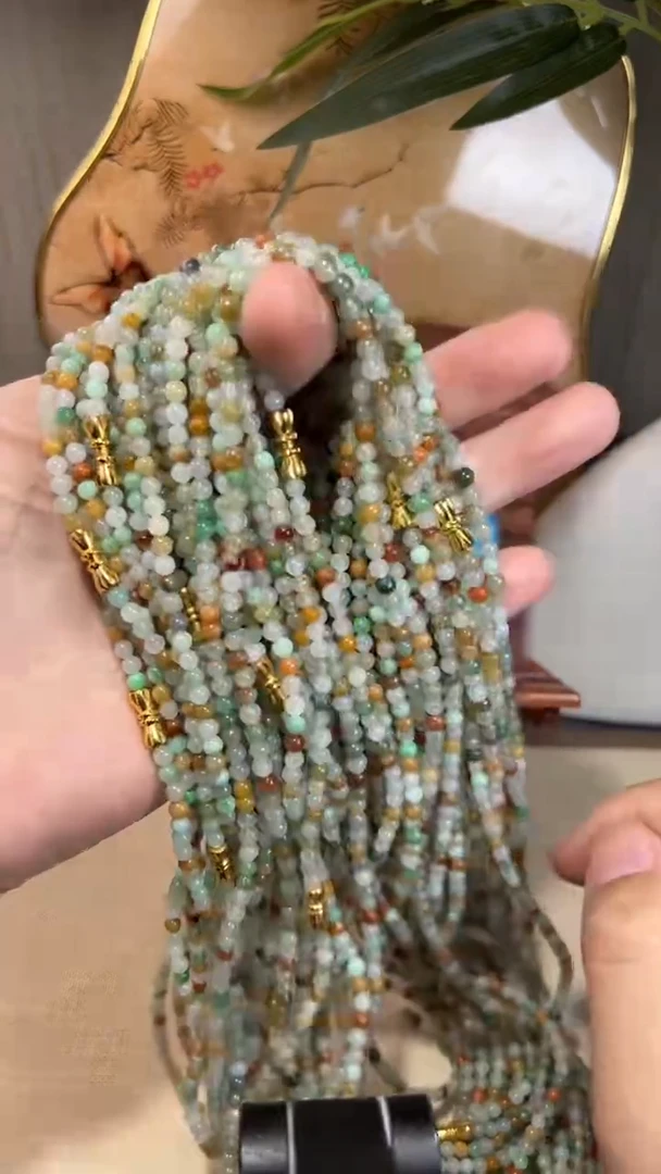 定制翡翠未镶嵌多样性随机发货，拍一发一