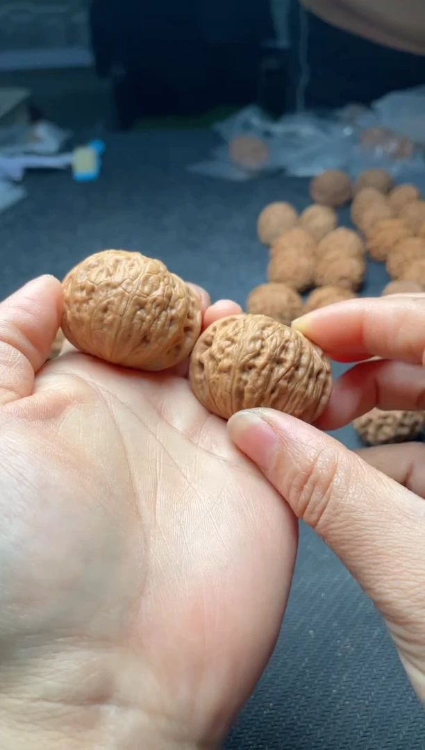 把件文玩核桃w 160  铁锤40尺