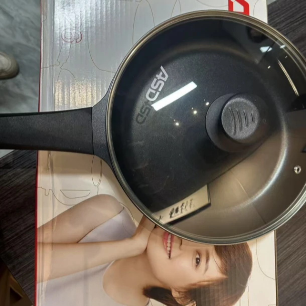 [DJ-26轻钛平底锅牛排煎炒家用加大加厚煎鸡蛋锅加深不粘锅炒菜