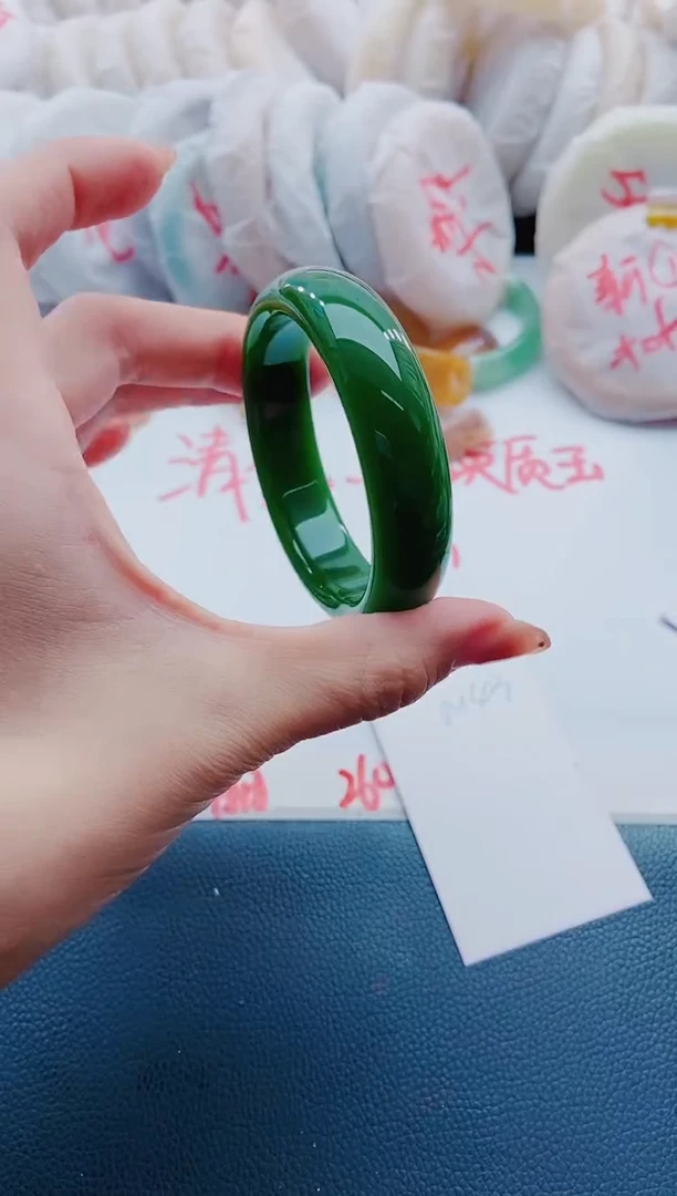 未镶嵌手镯石英质玉M43-55-56