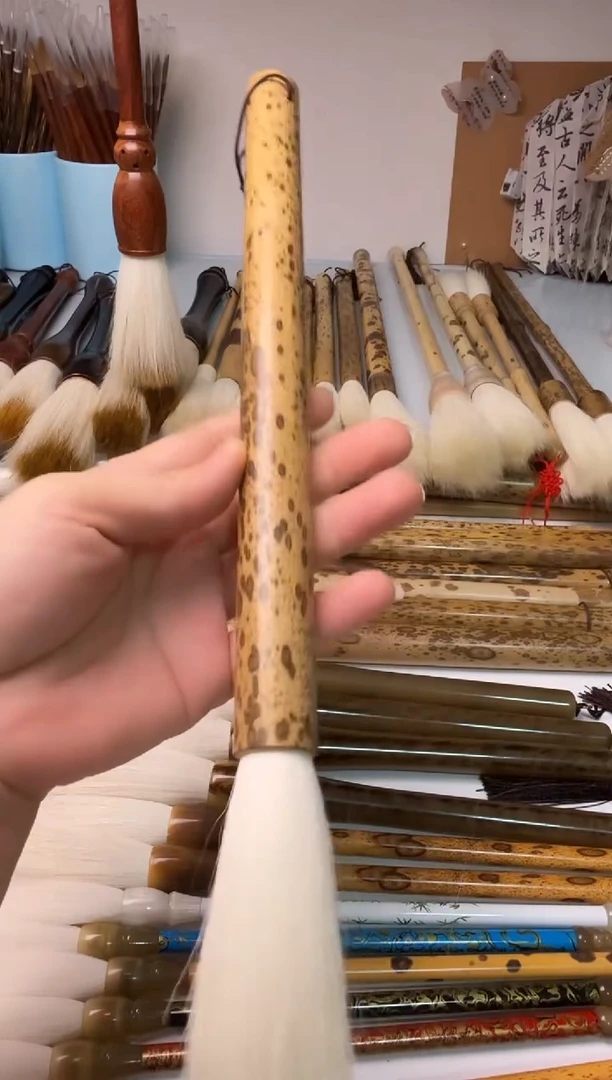纯羊毫出峰8cm毛笔