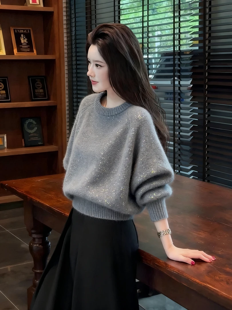温柔风软糯轻熟亮片圆领毛衣女秋冬灰色宽松外穿套头针织衫上衣