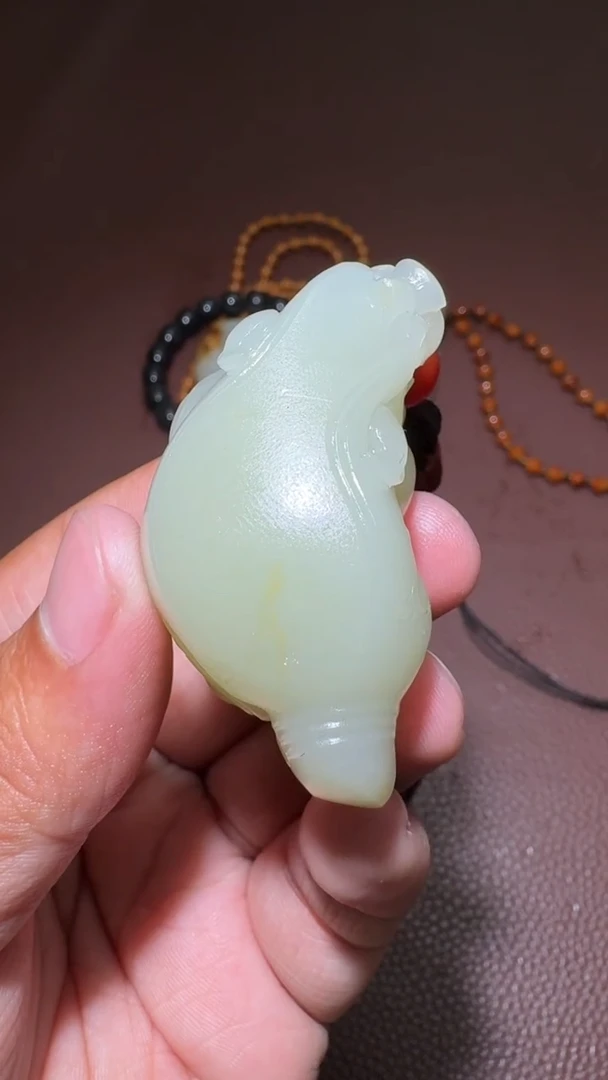 未镶嵌和田玉挂件和田玉