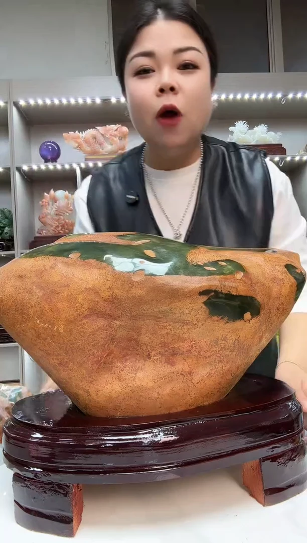 未镶嵌蛇纹石玉珠宝奇石石头雕刻家居装饰品礼品