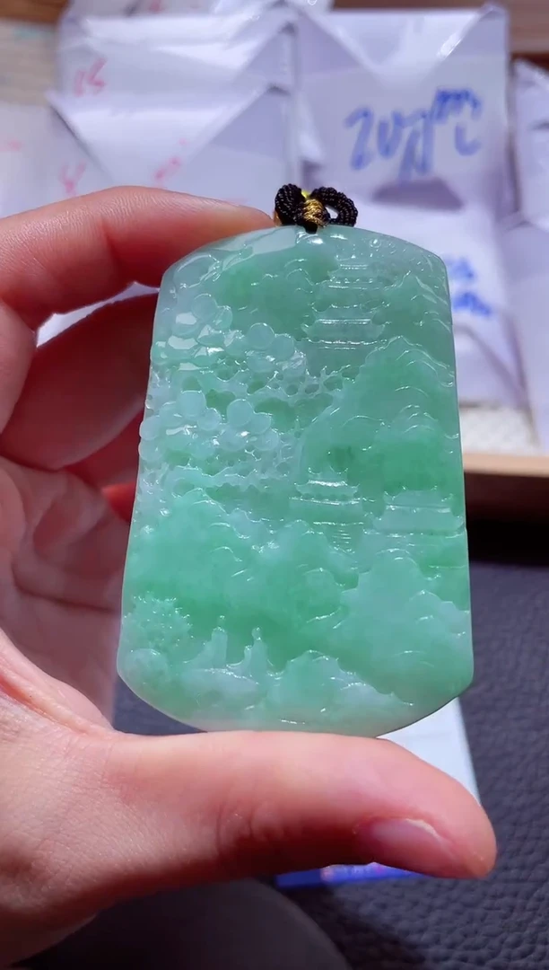 颈饰未镶嵌翡翠00008959