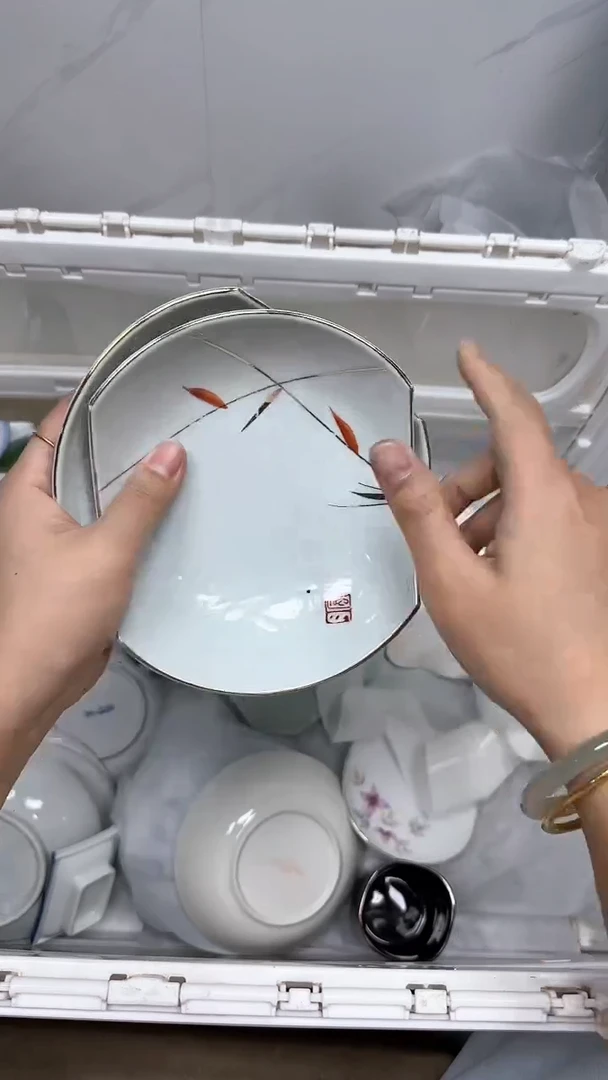 【闪购商品】1431回流瓷器默认微瑕，18.8包邮