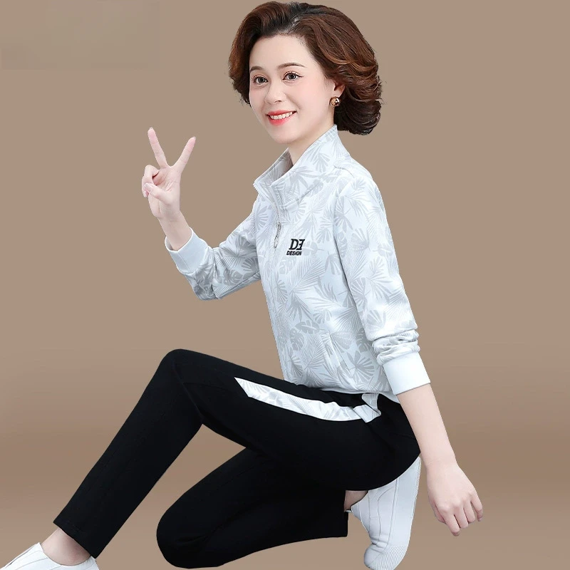 妈妈运动套装2025新款春装外套洋气中老年女装阔太太春秋休闲上衣