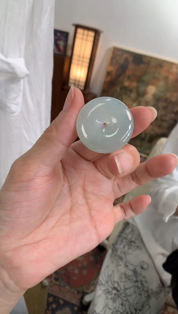 翡翠未镶嵌颈饰平安扣