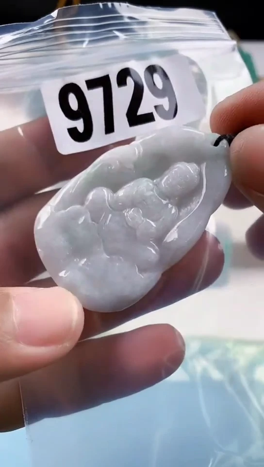 【闪购商品】翡翠颈饰未镶嵌天然翡翠吊坠挂件