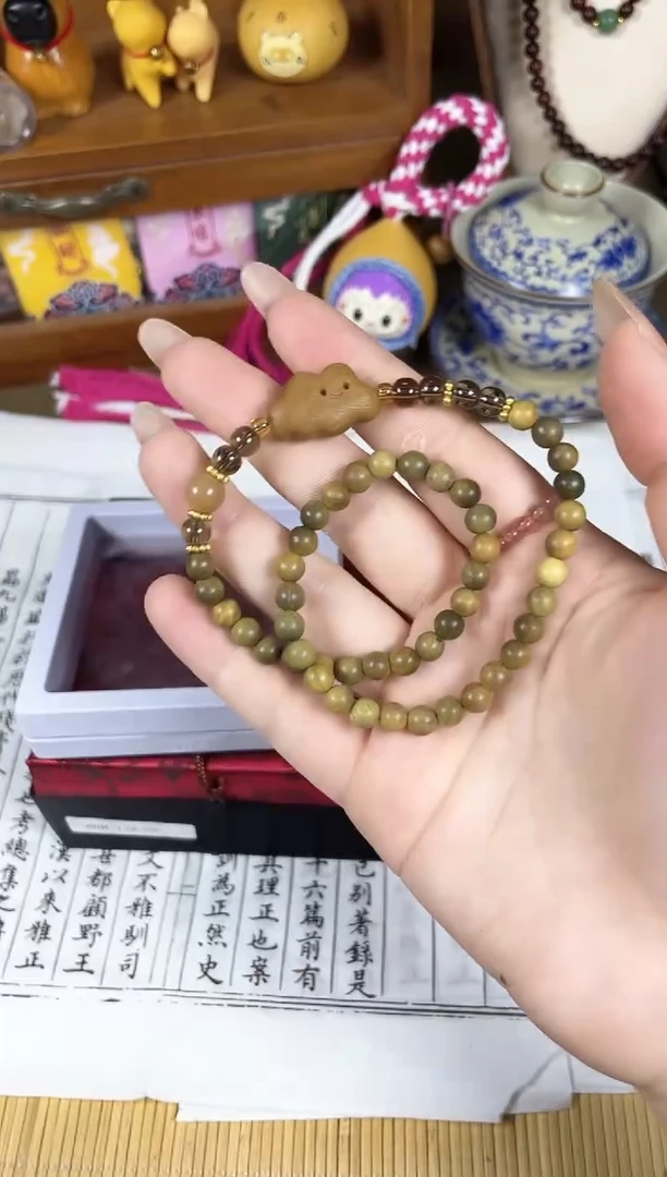 非洲檀香手串/手链菩提木质玉石手串/多发性其一/不带盒子