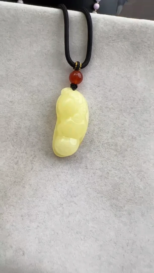 【闪购商品】琥珀裸石未镶嵌10209237-吊坠