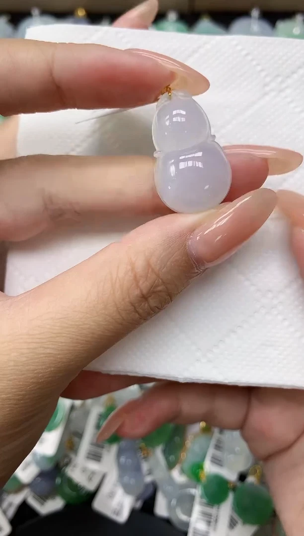 颈饰18K金镶嵌翡翠11111111111