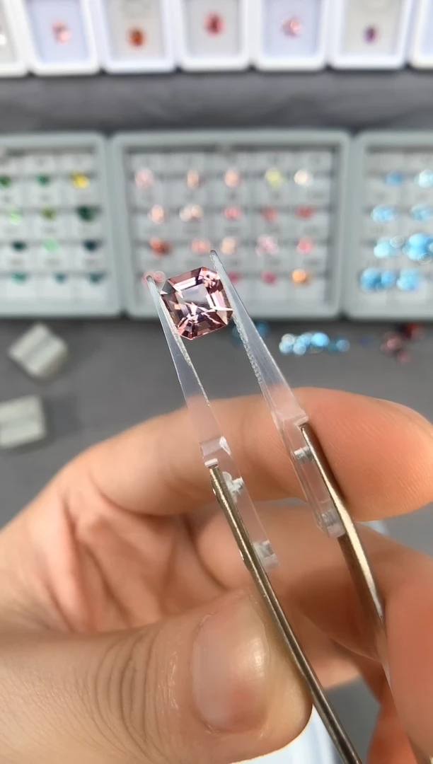 【闪购商品】定制碧玺裸石未镶嵌2.26ct