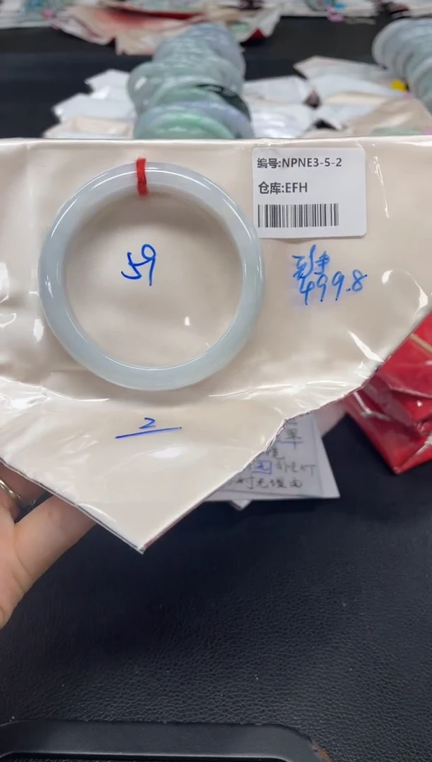 未镶嵌手镯翡翠翡翠手镯