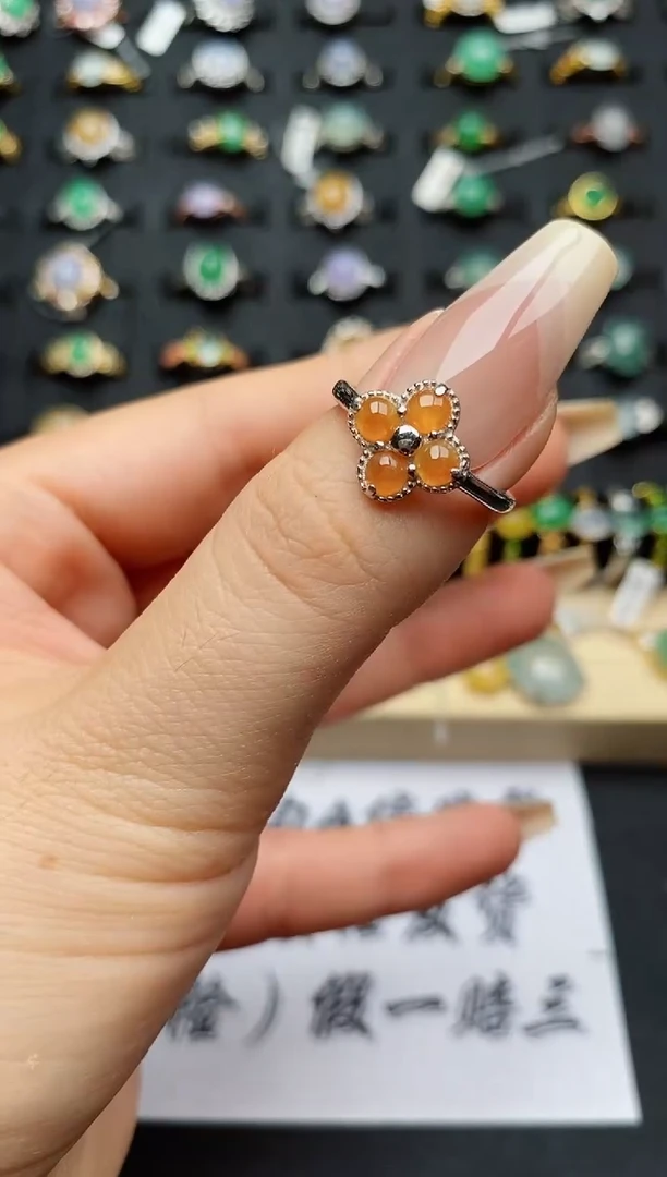 翡翠戒指银S925镶嵌..........