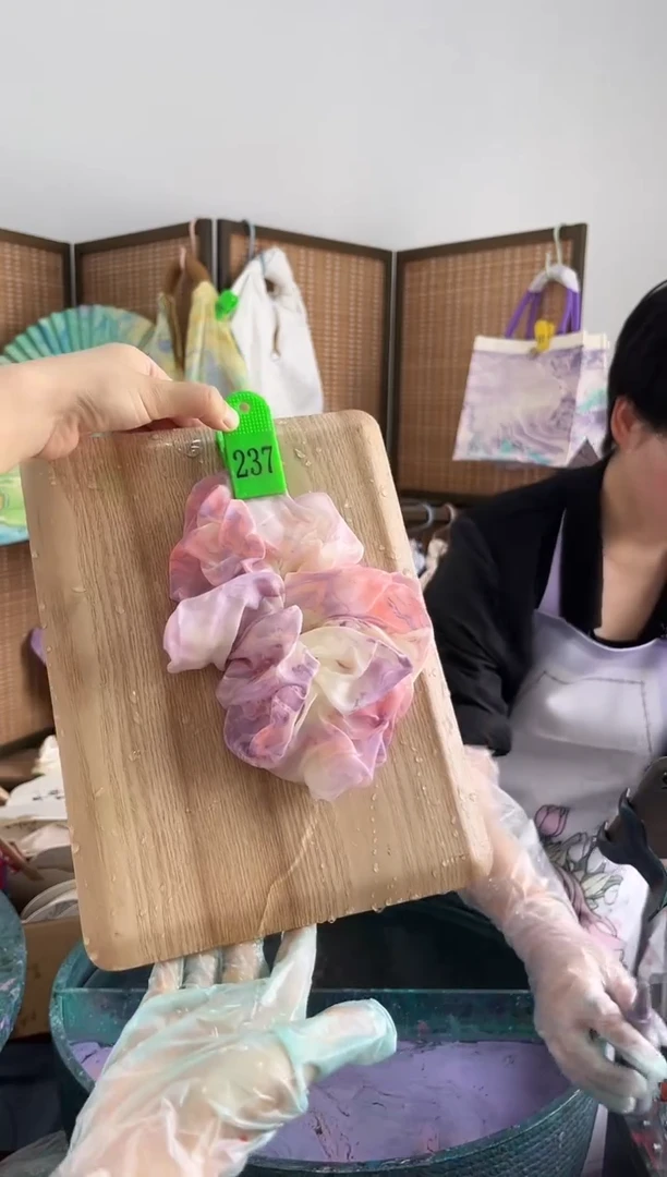 237发漆仙女直播闪拍
