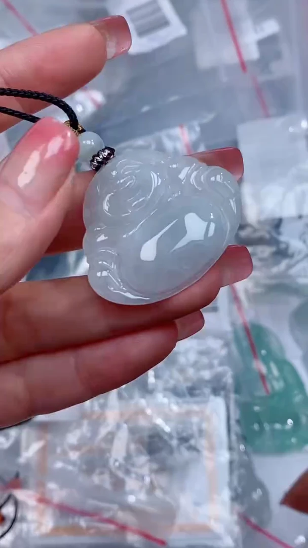 翡翠未镶嵌颈饰吊坠