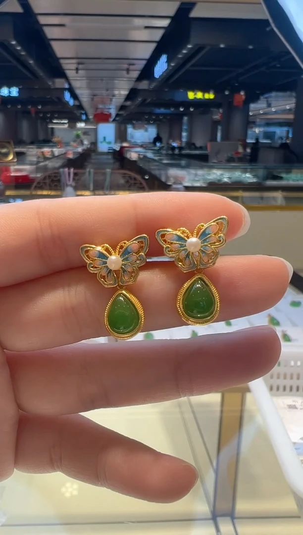 【闪购商品】和田玉耳饰银S925镶嵌43