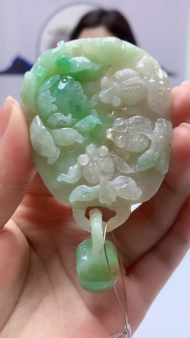 【闪购商品】定制翡翠未镶嵌4829ms-毛货挂件荷叶鱼89
