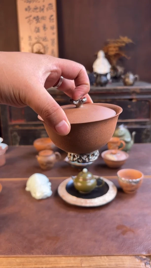 瓷片招**使老岩泥盖碗