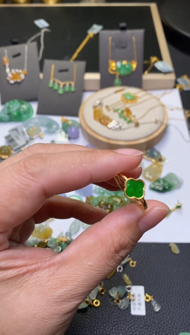 翡翠银S925镶嵌颈饰净货36403