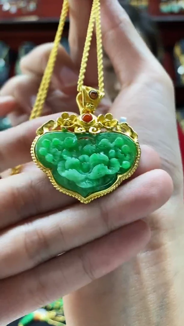 颈饰未镶嵌翡翠翡翠吊坠