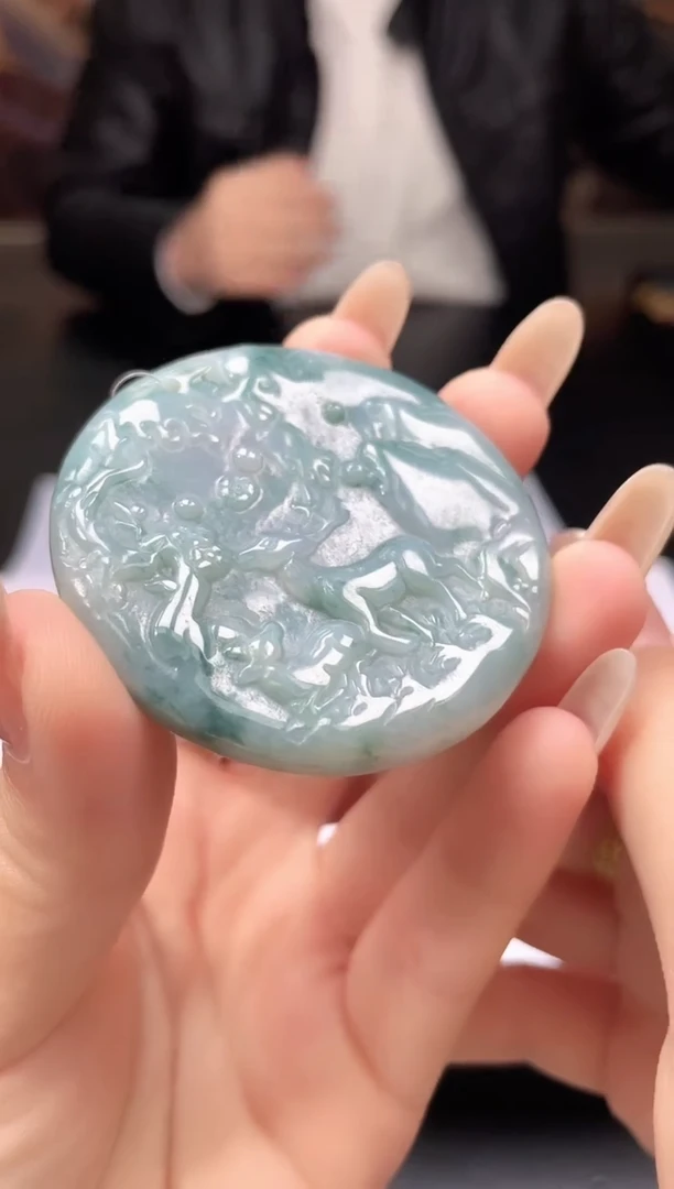 颈饰未镶嵌翡翠多样性发其一