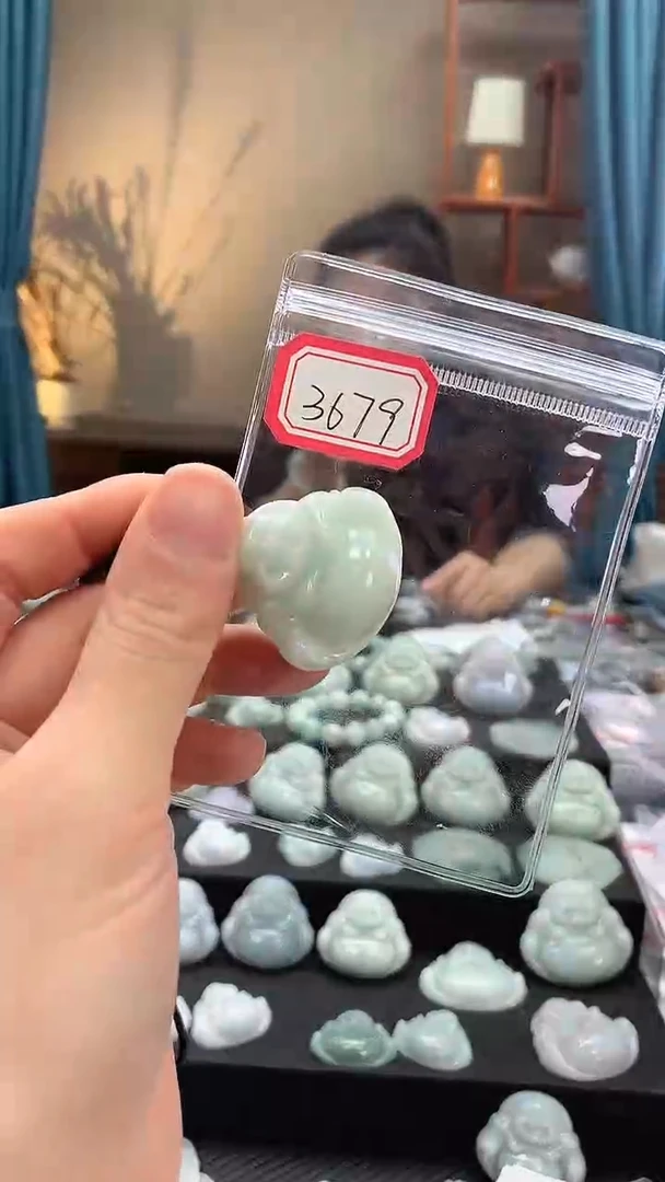 颈饰未镶嵌翡翠佛公3679