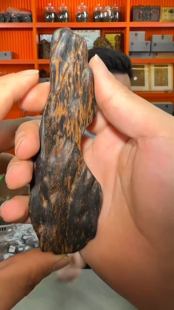 沉香手把件236号多样性发一