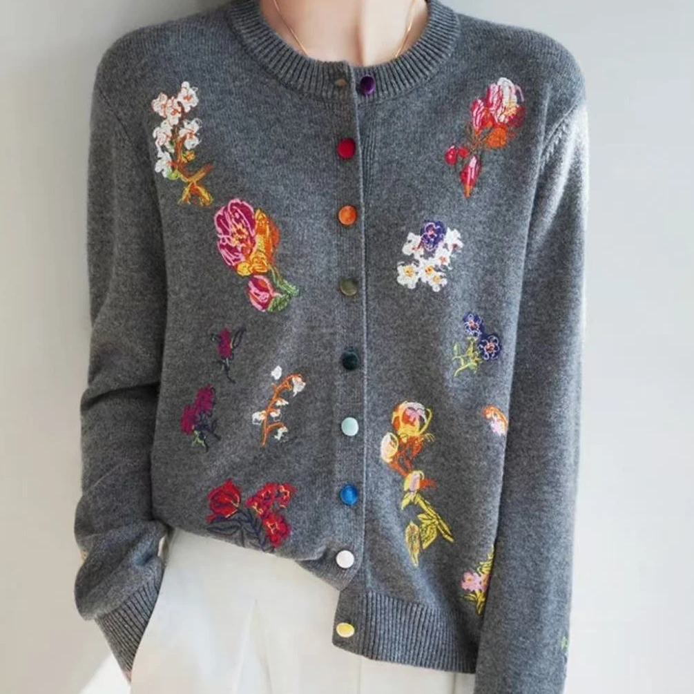 【100纯羊毛】新款手工绣花圆领开衫NS3388