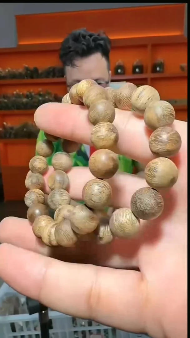 沉香手串106号鸡骨香1.1多样性发一