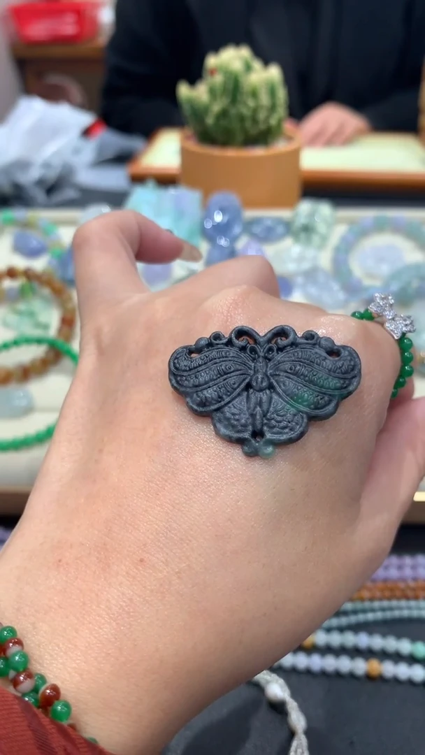 【闪购商品】定制翡翠未镶嵌翡翠