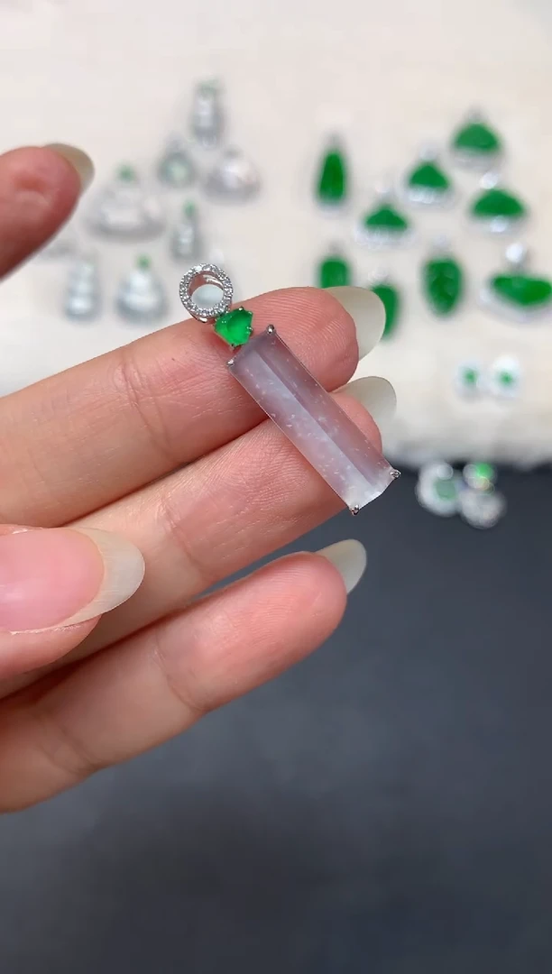 吊坠(不含链)18K金镶嵌翡翠W120|3800