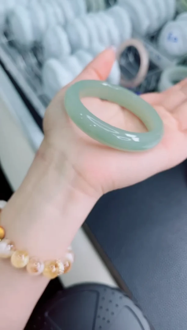 石英质玉手镯未镶嵌120-54.5